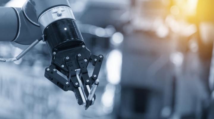 Hollysis 31 3982558fa2c497326851fda9453541fe5b2f5a88 robot in automated environment large