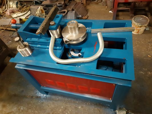 Máy uốn ống là thiết bị gì? Phân loại và công dụng 2 Máy uốn ống là thiết bị gì? Phân loại và công dụng