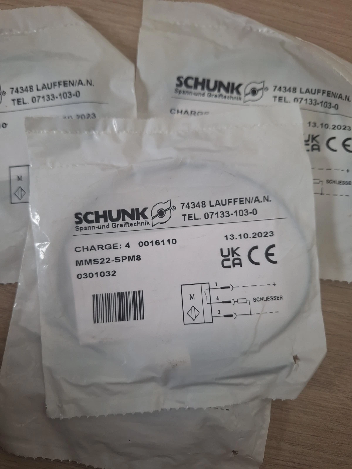 Cảm Biến 301032 Và MMS 22-S-M8-PNP SCHUNK.
