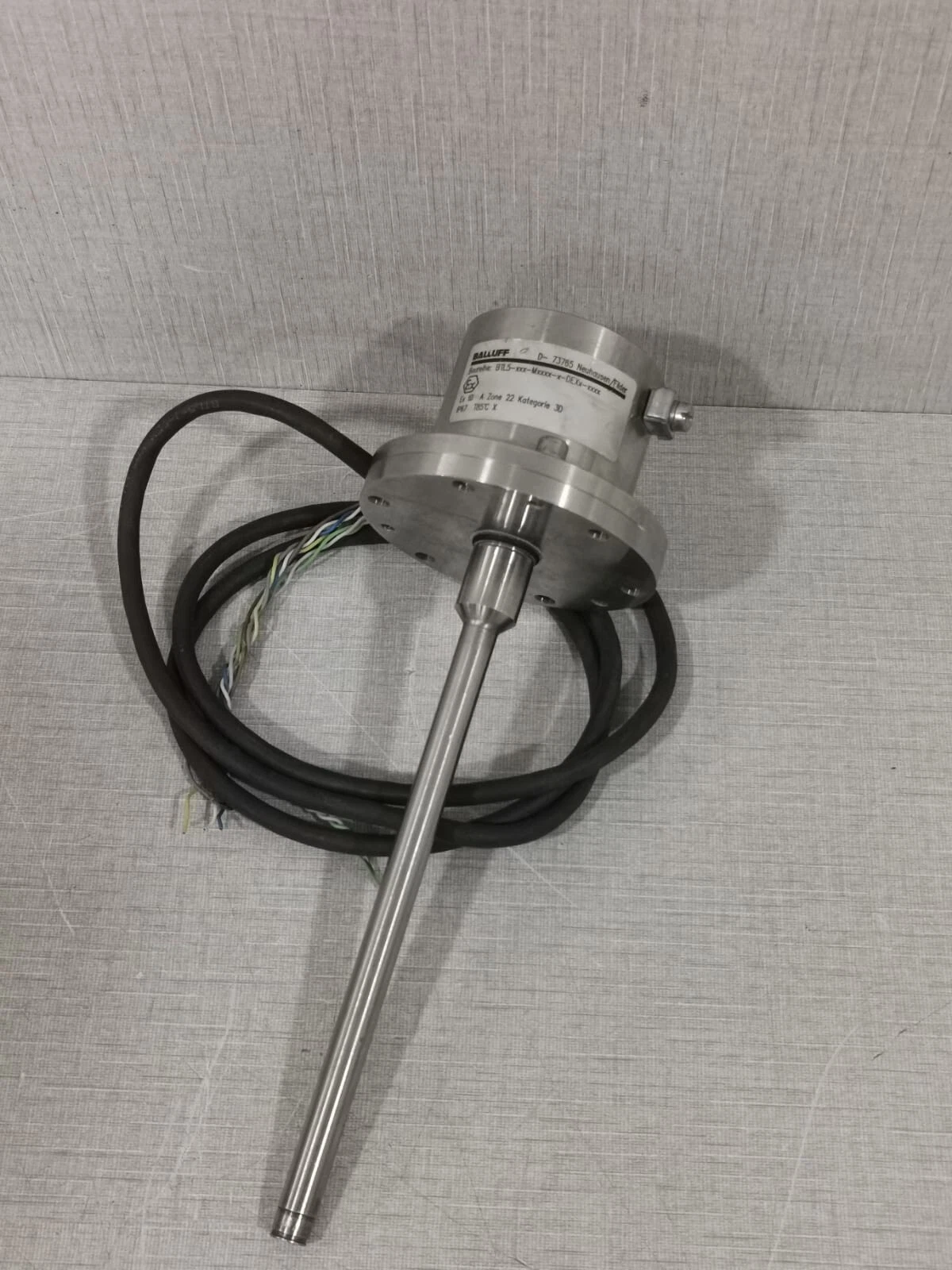BTL0ENK Và BTL01AN_Cảm Biến Vị Trí Balluff 2 BTL0ENK (BTL5-E17-M0075-J-DEXB-K02)