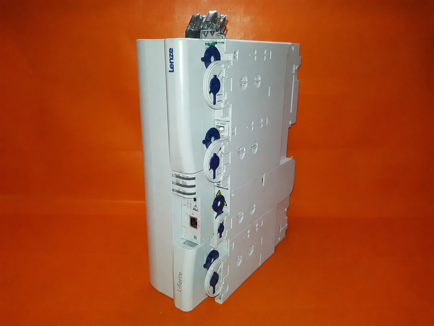 Bộ điều khiển Servo Lenze 9400