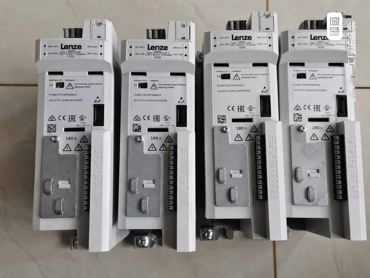 Biến tần Lenze I51AE175F10V10001S, I51AE215F10V10001S và I51AE222F10V10001S