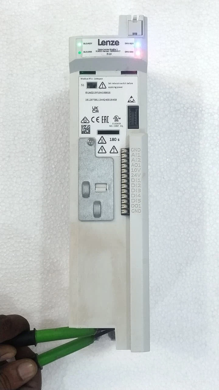 I51AE215F10V10001S