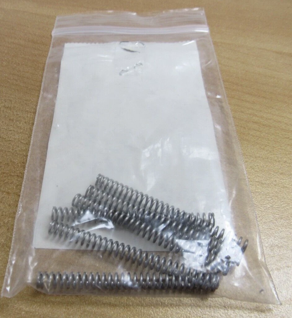 Compression Spring: LC 029BB 03M, LC 032B 01 M, LC 038C 16 M, LC 035D 08 M. 3 Compression Spring LC 038C 16 M